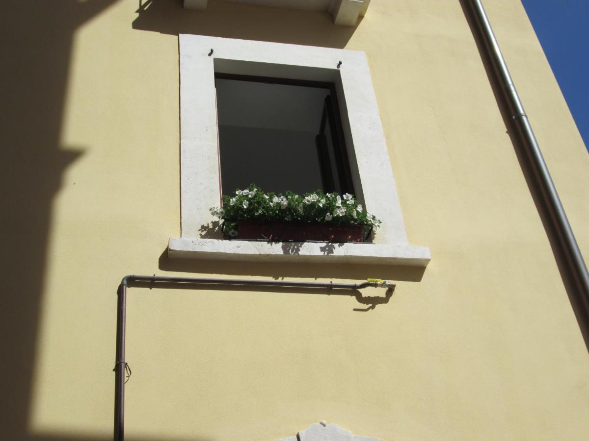 B&B Regina Margherita LʼAquila Kültér fotó